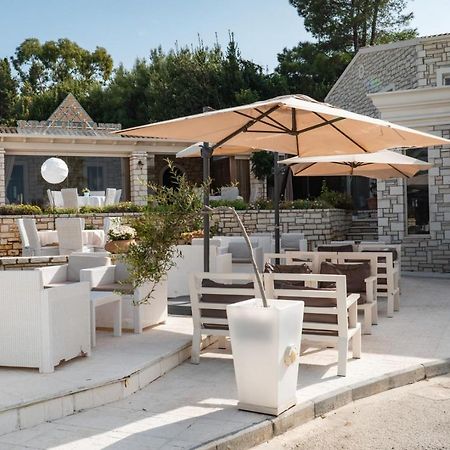 Neptune Sea House - Beachfront Άγιος Σπυρίδωνας Εξωτερικό φωτογραφία