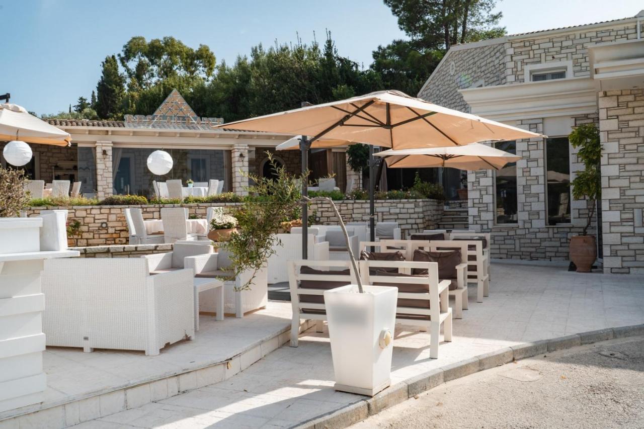 Neptune Sea House - Beachfront Άγιος Σπυρίδωνας Εξωτερικό φωτογραφία